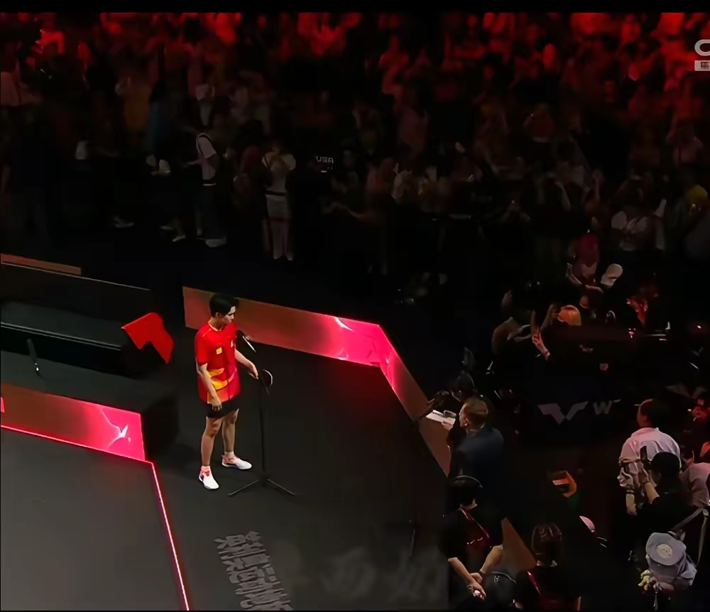 爱游戏app下载-战马战队在Apex英雄赛事中血洗全场，现场掌声雷动