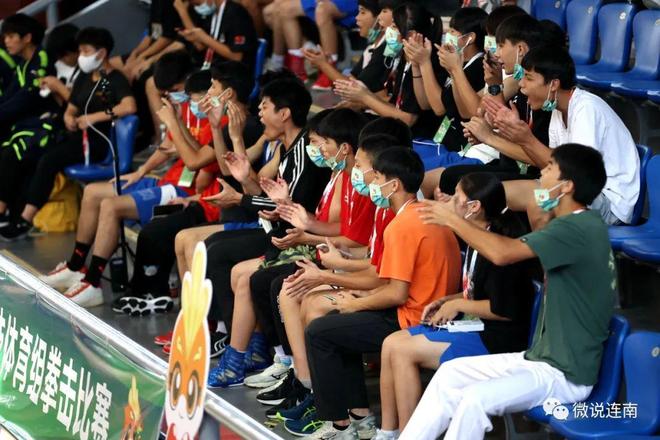 南美选手斗志昂扬，赛场精彩表现