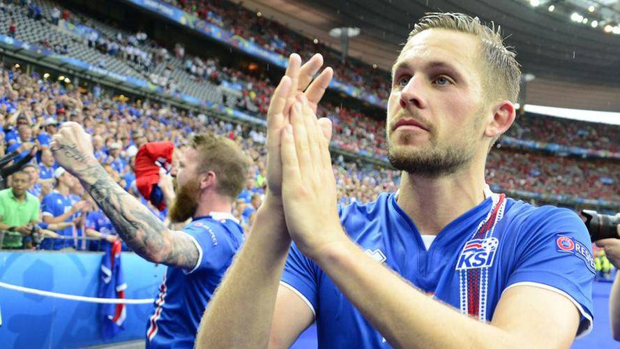 冰岛队在欧预赛比赛中战胜对手，取得胜利的简单介绍