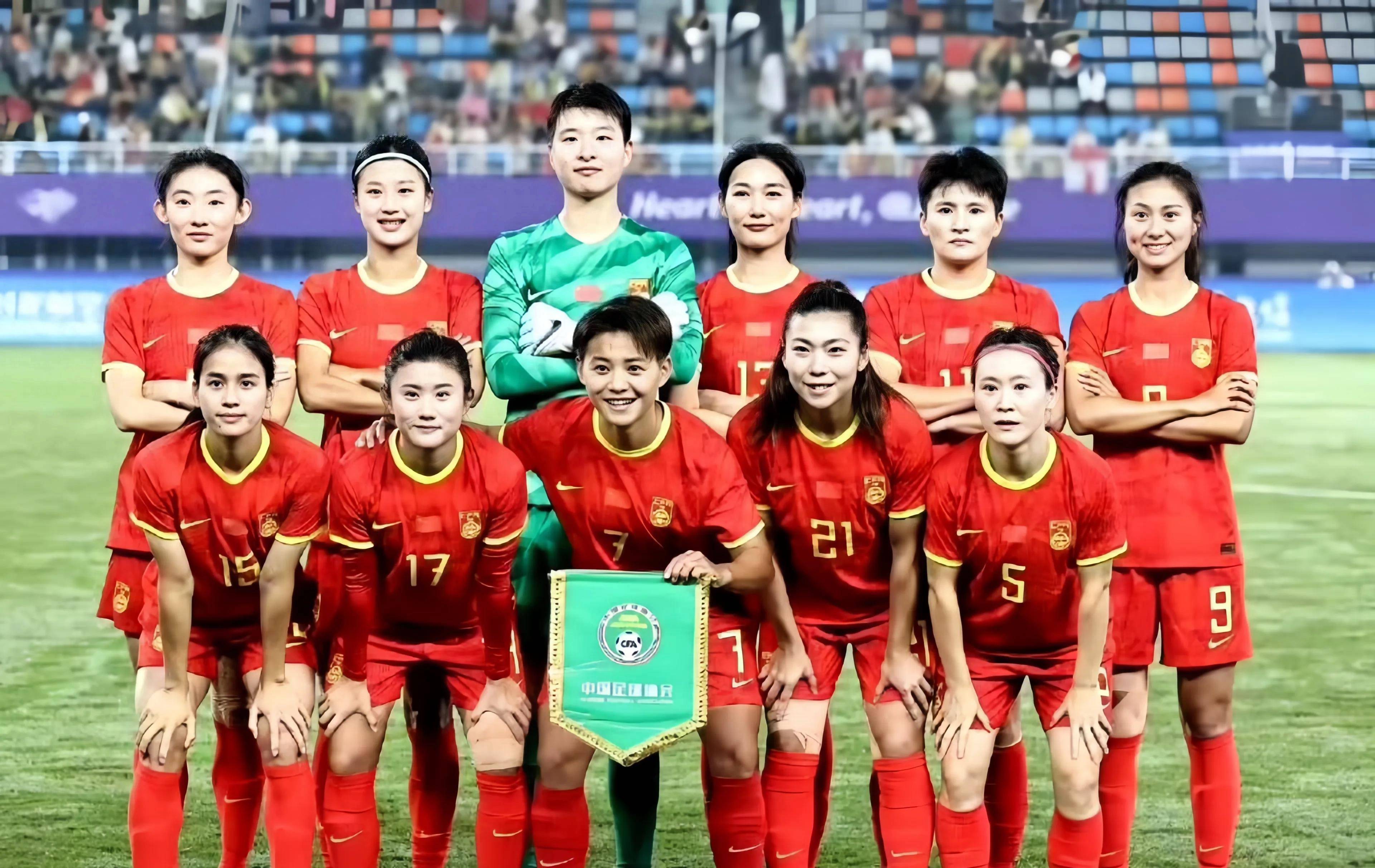 爱游戏竞技-国际女足赛事连战连捷，备受关注