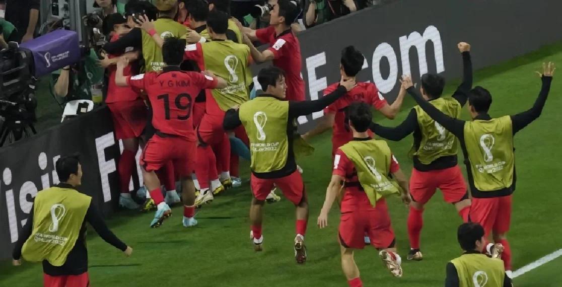 爱游戏vip注册-亚洲足球豪强齐聚一堂，精彩对决即将启幕的简单介绍