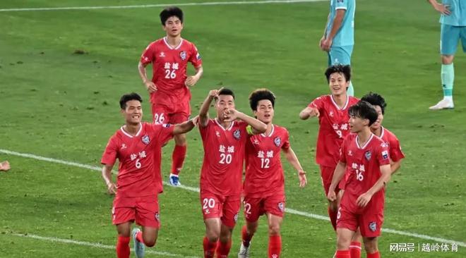 东亚主场战胜对手，稳固积分榜前列位置的简单介绍