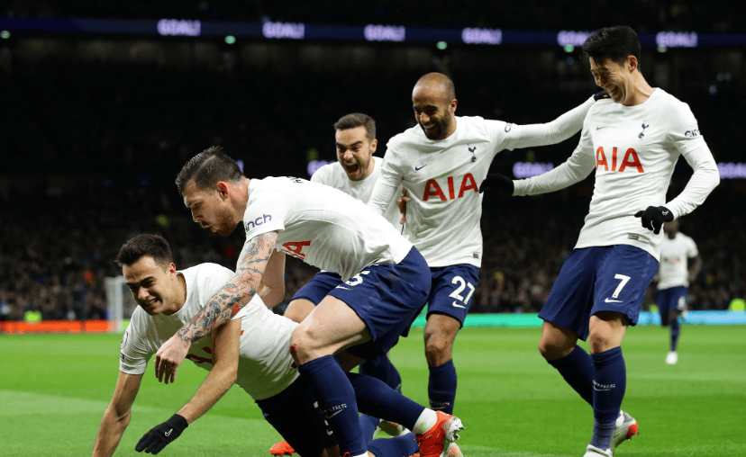 比利亚雷亚尔客场告捷，冲击欧冠资格