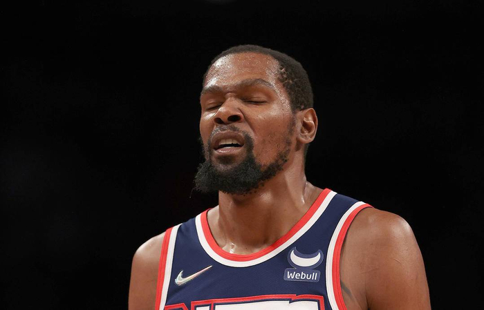 包含雄鹿逆转篮网，保持不败取得七连胜的词条